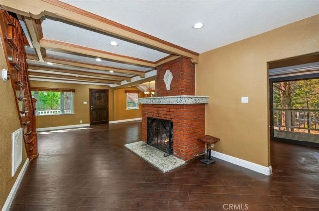 27297 Little Bear, Blue Jay, CA 92317
