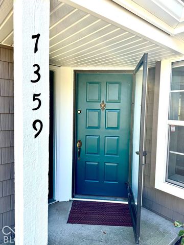 7359 Harbour Point, Indianapolis, IN 46240