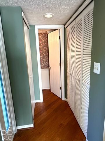7359 Harbour Point, Indianapolis, IN 46240