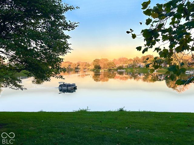 7359 Harbour Point, Indianapolis, IN 46240