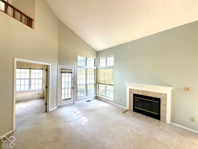 7359 Harbour Point, Indianapolis, IN 46240