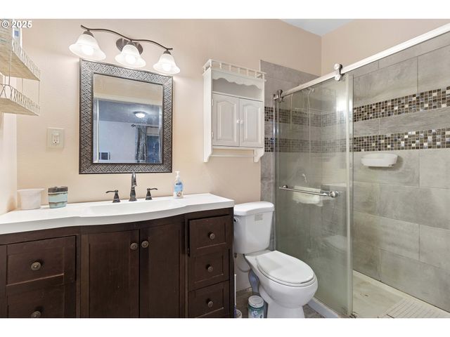 13012 Ne 39TH Ave, Vancouver, WA 98686