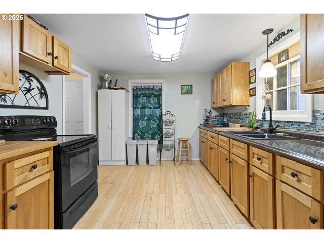 13012 Ne 39TH Ave, Vancouver, WA 98686