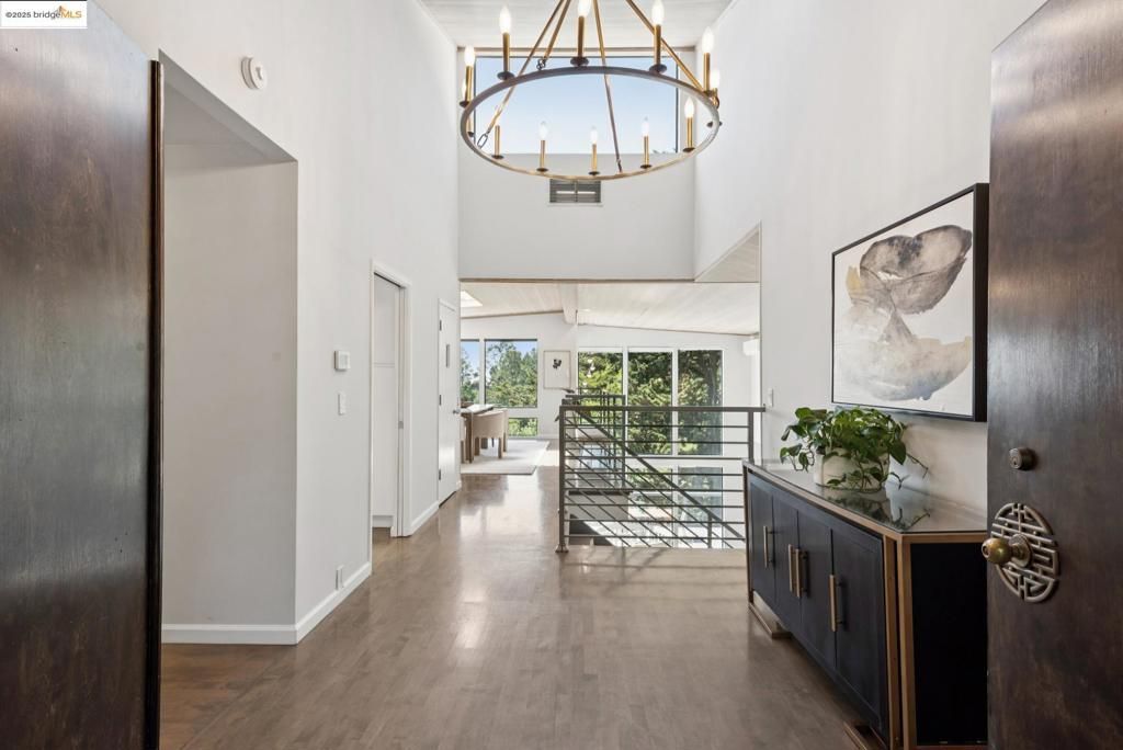 2861 Chelsea Drive, Oakland, CA 94611