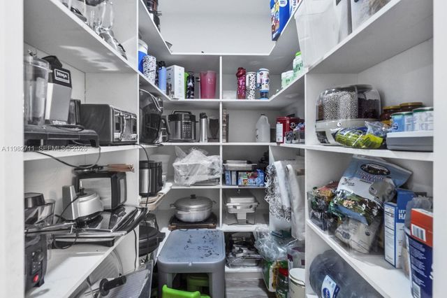 21701 SW 187th Ave, Miami, FL 33170