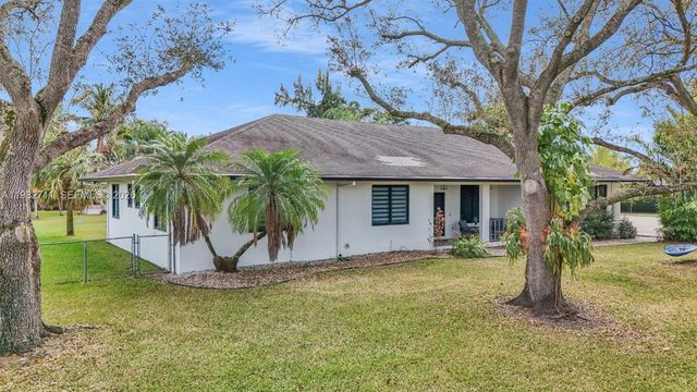 21701 SW 187th Ave, Miami, FL 33170