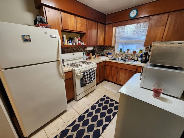 1246 Midland Road, Bay City, MI 48706