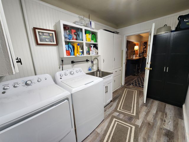 1246 Midland Road, Bay City, MI 48706