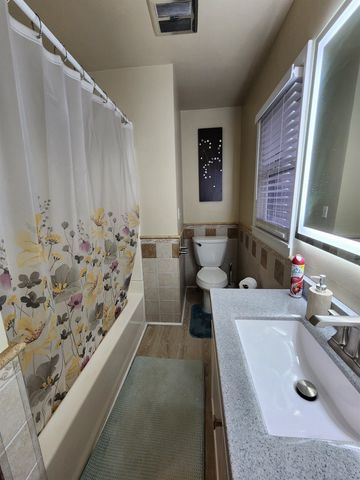 1246 Midland Road, Bay City, MI 48706