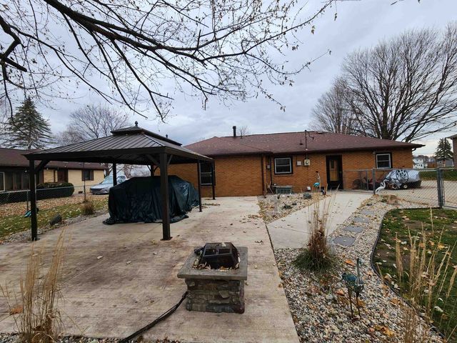 1246 Midland Road, Bay City, MI 48706