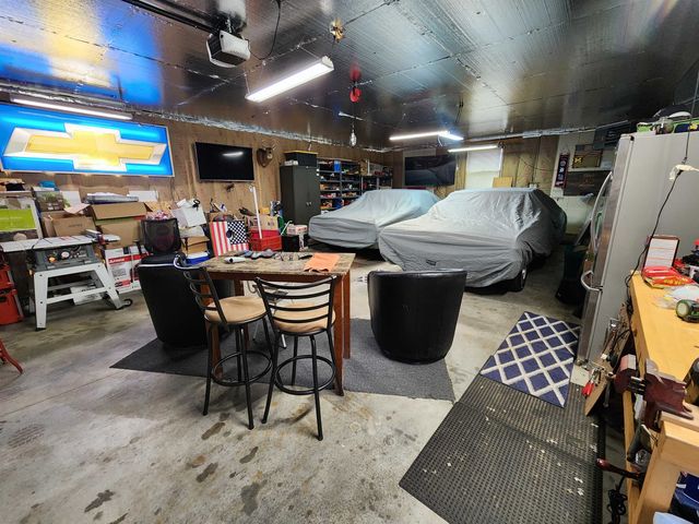 1246 Midland Road, Bay City, MI 48706