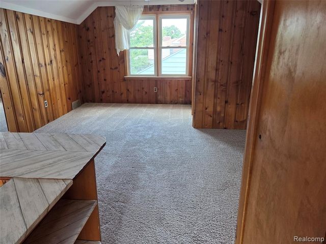 23912 Hollander Street, Dearborn, MI 48128