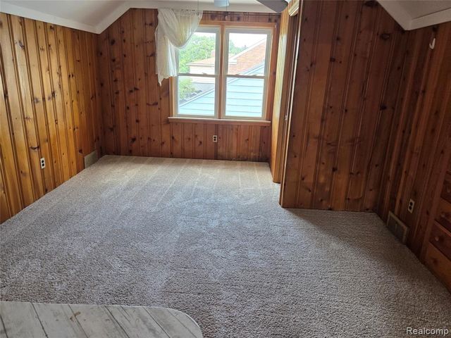 23912 Hollander Street, Dearborn, MI 48128