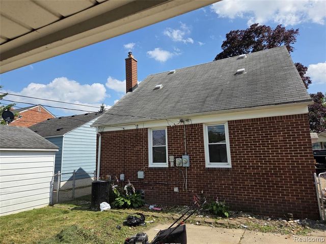 23912 Hollander Street, Dearborn, MI 48128