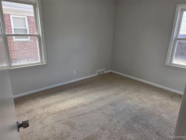 23912 Hollander Street, Dearborn, MI 48128