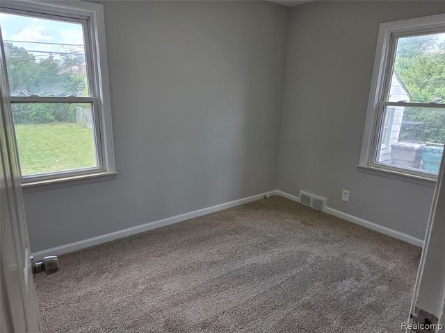 23912 Hollander Street, Dearborn, MI 48128