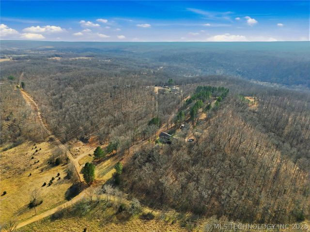 6611 N Starr Ridge Road, Proctor, OK 74457