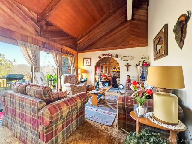 6611 N Starr Ridge Road, Proctor, OK 74457