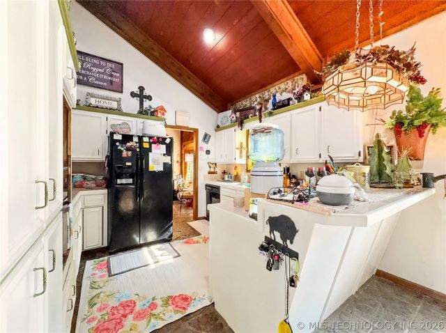 6611 N Starr Ridge Road, Proctor, OK 74457