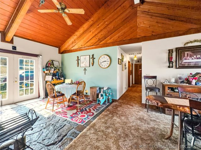 6611 N Starr Ridge Road, Proctor, OK 74457