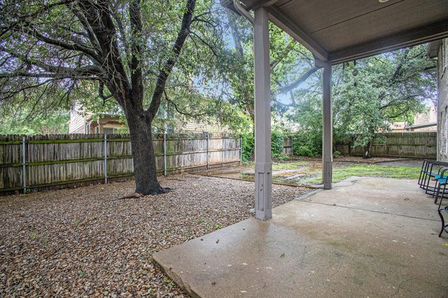 5406 Signal Peak Drive, Arlington, TX 76017
