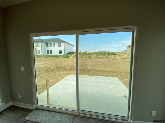 10926 Hardwood Drive, Papillion, NE 68046