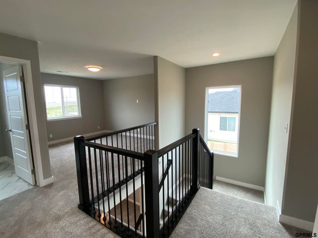 10926 Hardwood Drive, Papillion, NE 68046