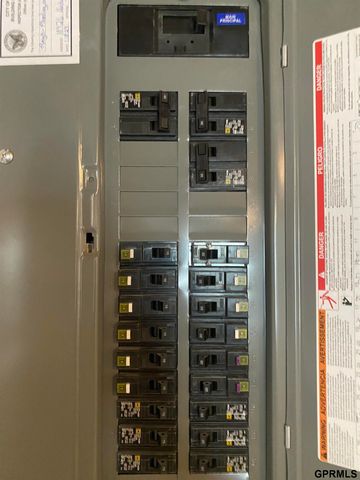 10926 Hardwood Drive, Papillion, NE 68046