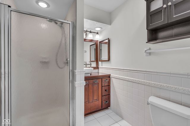 5228 Greenwillow Road, Indianapolis, IN 46226