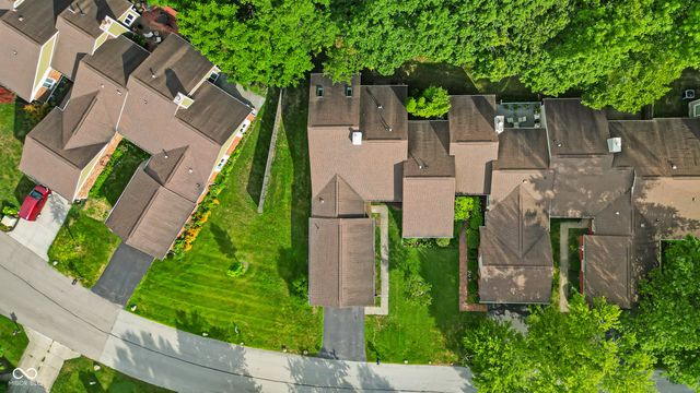 5228 Greenwillow Road, Indianapolis, IN 46226