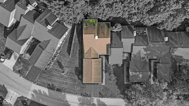 5228 Greenwillow Road, Indianapolis, IN 46226