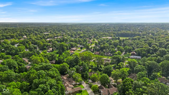 5228 Greenwillow Road, Indianapolis, IN 46226