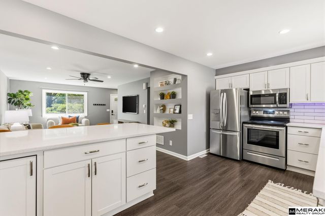 7616 Woolworth Avenue, Omaha, NE 68124