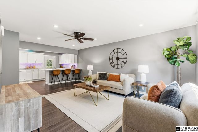 7616 Woolworth Avenue, Omaha, NE 68124