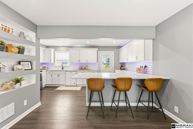 7616 Woolworth Avenue, Omaha, NE 68124