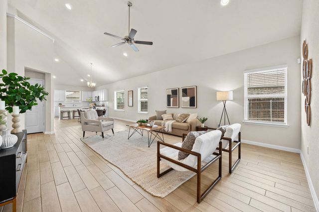 2413 Star Hill Ranch ST, Georgetown, TX 78628