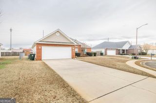 114 Chasen Court, Byron, GA 31008