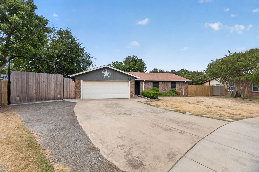 554 Taos Court, Saginaw, TX 76179 — photo 3