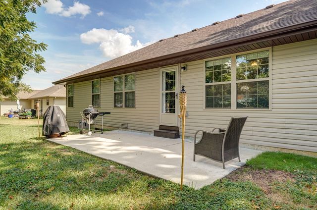631 W Blackfoot Drive, Republic, MO 65738