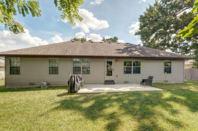 631 W Blackfoot Drive, Republic, MO 65738