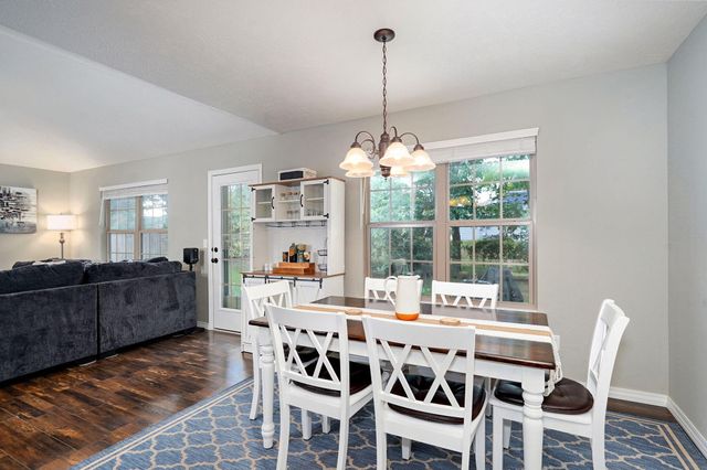 631 W Blackfoot Drive, Republic, MO 65738