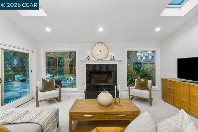 118 ALVERN COURT, Alamo, CA 94507