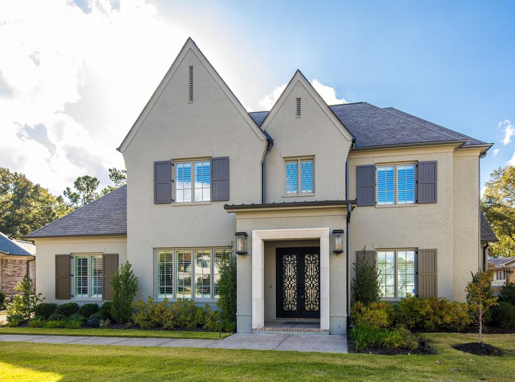 1687 NESHOBA OAK LN W, Germantown, TN 38138