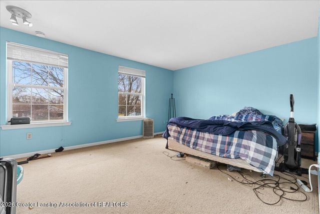 6213 Beechfield Drive 3, Lansing, MI 48911