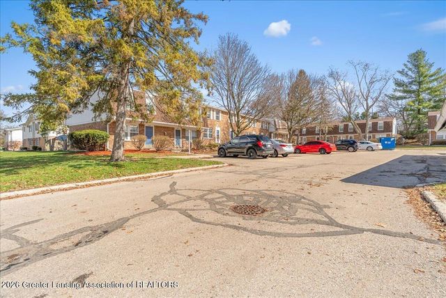 6213 Beechfield Drive 3, Lansing, MI 48911