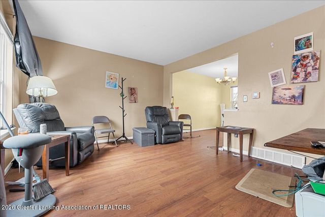 6213 Beechfield Drive 3, Lansing, MI 48911