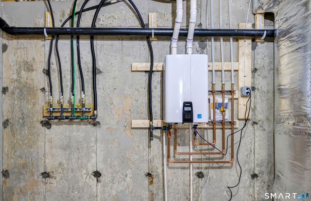 23 Scotch Pine Drive, Shelton, CT 06484