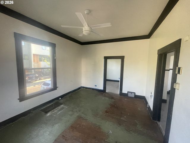 4605 N VANCOUVER Ave, Portland, OR 97217