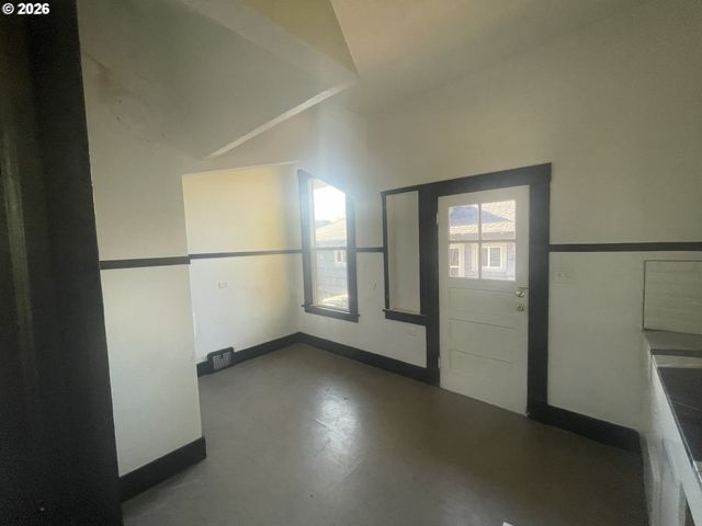 4605 N VANCOUVER Ave, Portland, OR 97217