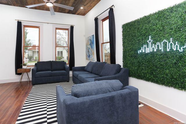 325 Montana, San Antonio, TX 78203